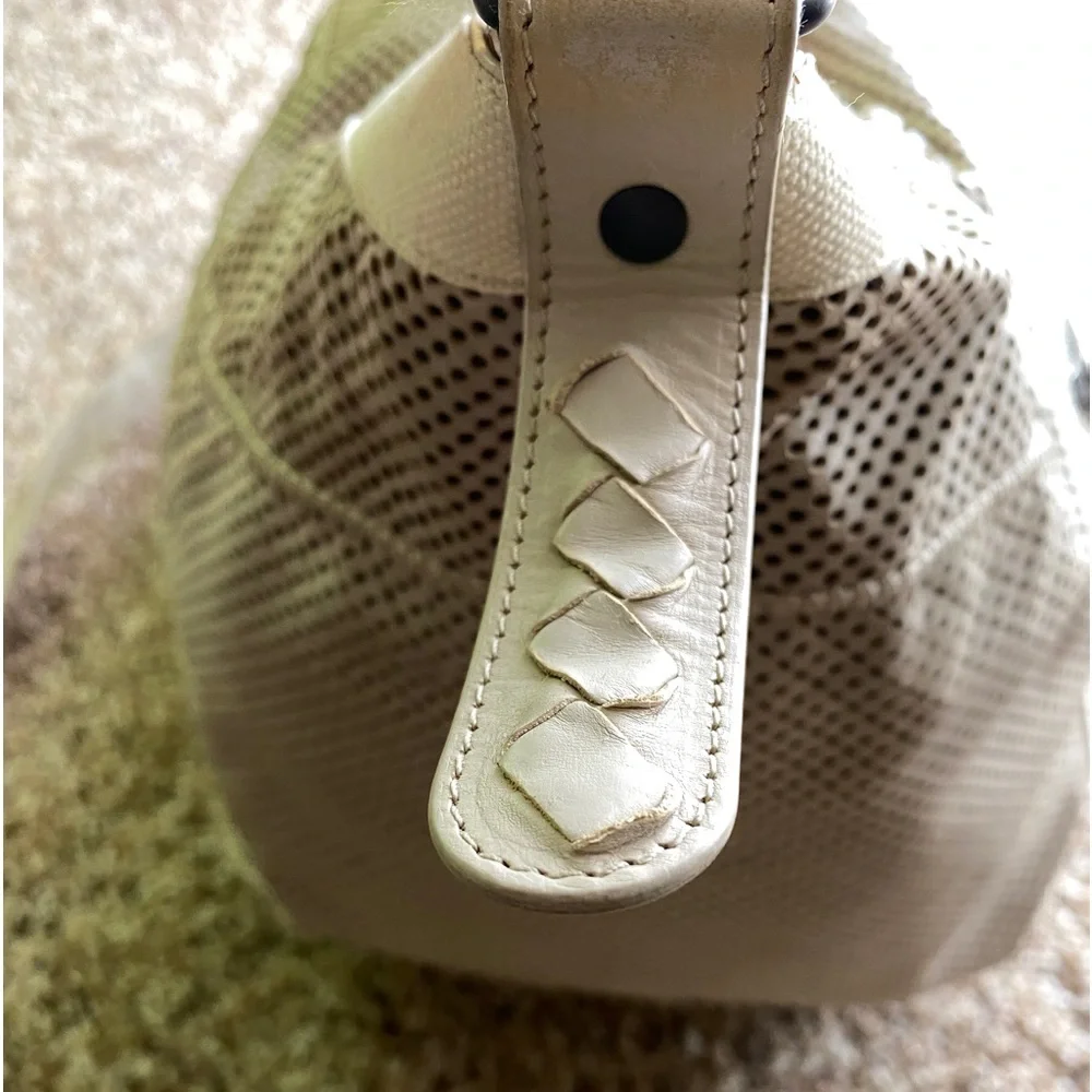 Bottega Veneta Intrecciato duffle Bag Shoulder beige leather quiet Luxury